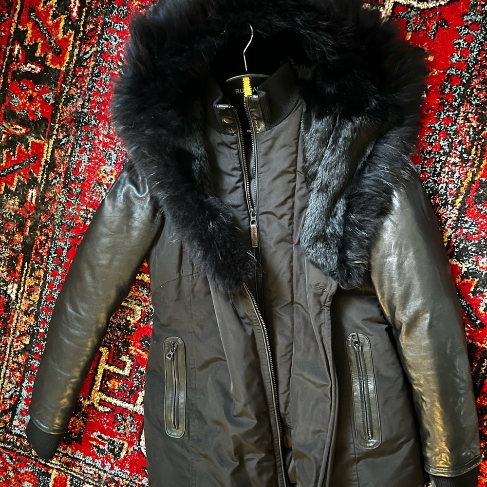 RUDSAK Grace leather sleeves and fur black winter coat